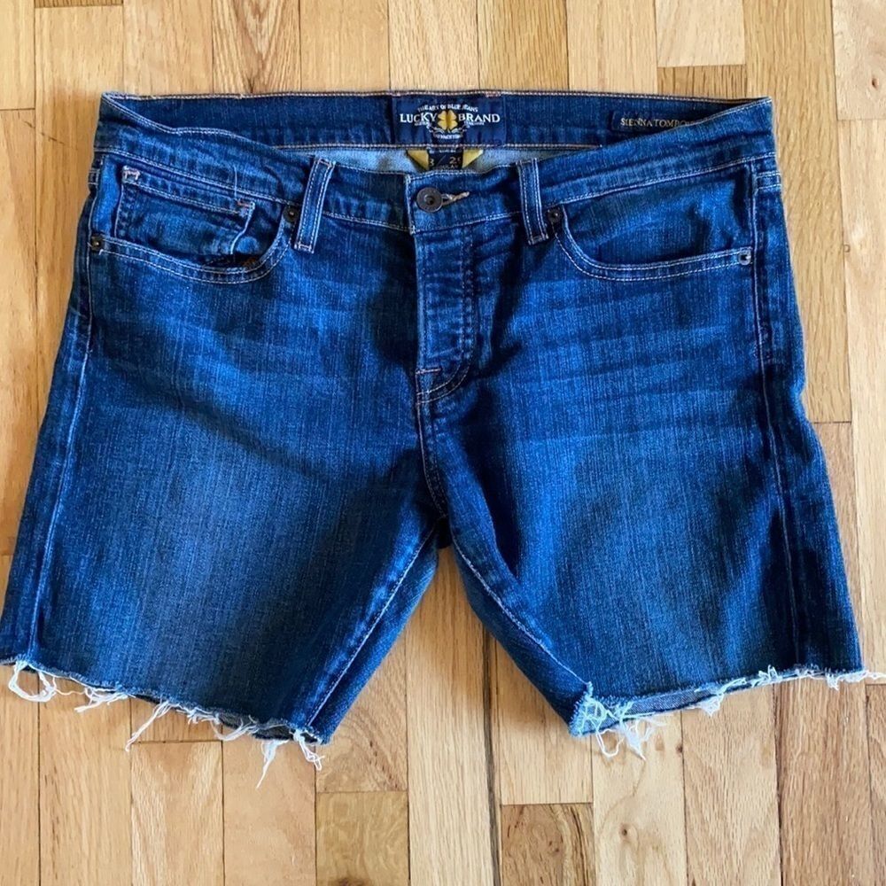 Lucky Brand Sienna Tomboy Jean Shorts Raw Hem Size 29